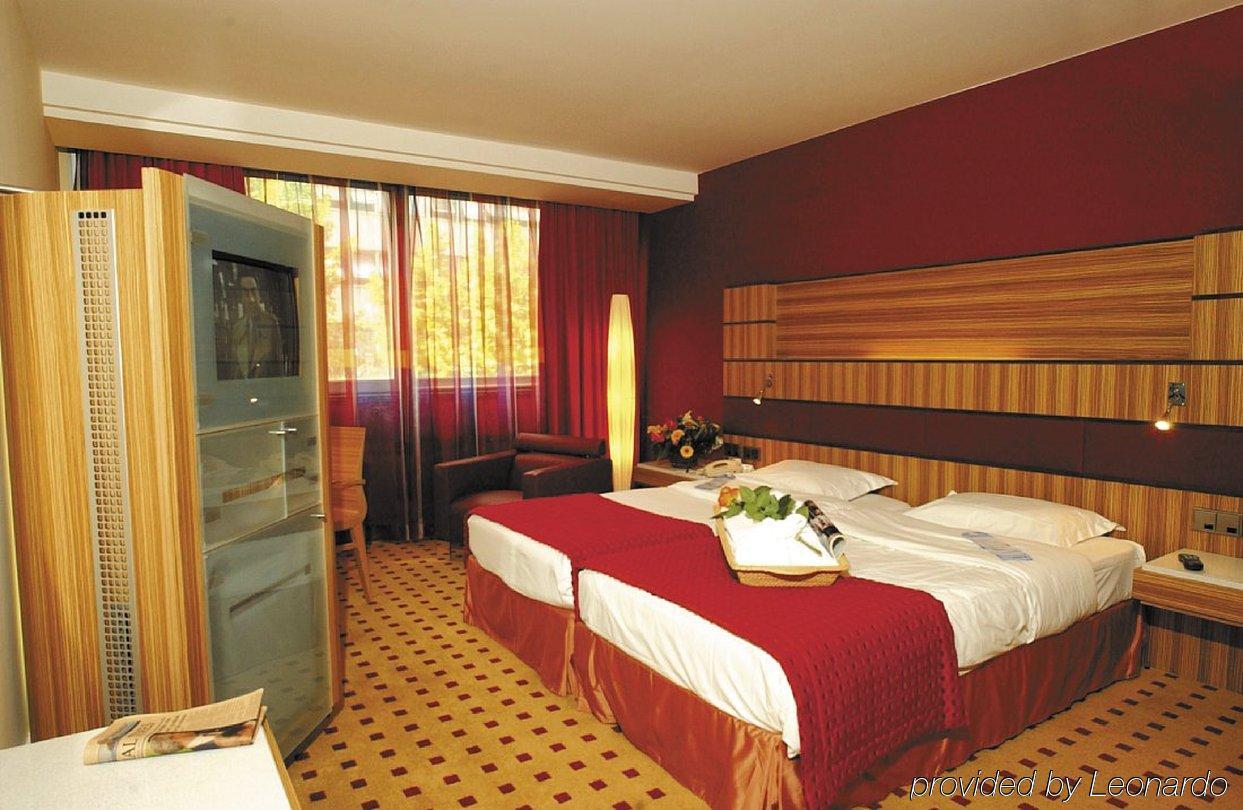 Отель Radisson Blu Hotel, Ливерпуль