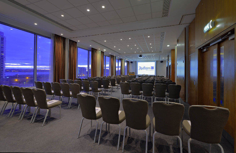 Отель Radisson Blu Hotel, 4*